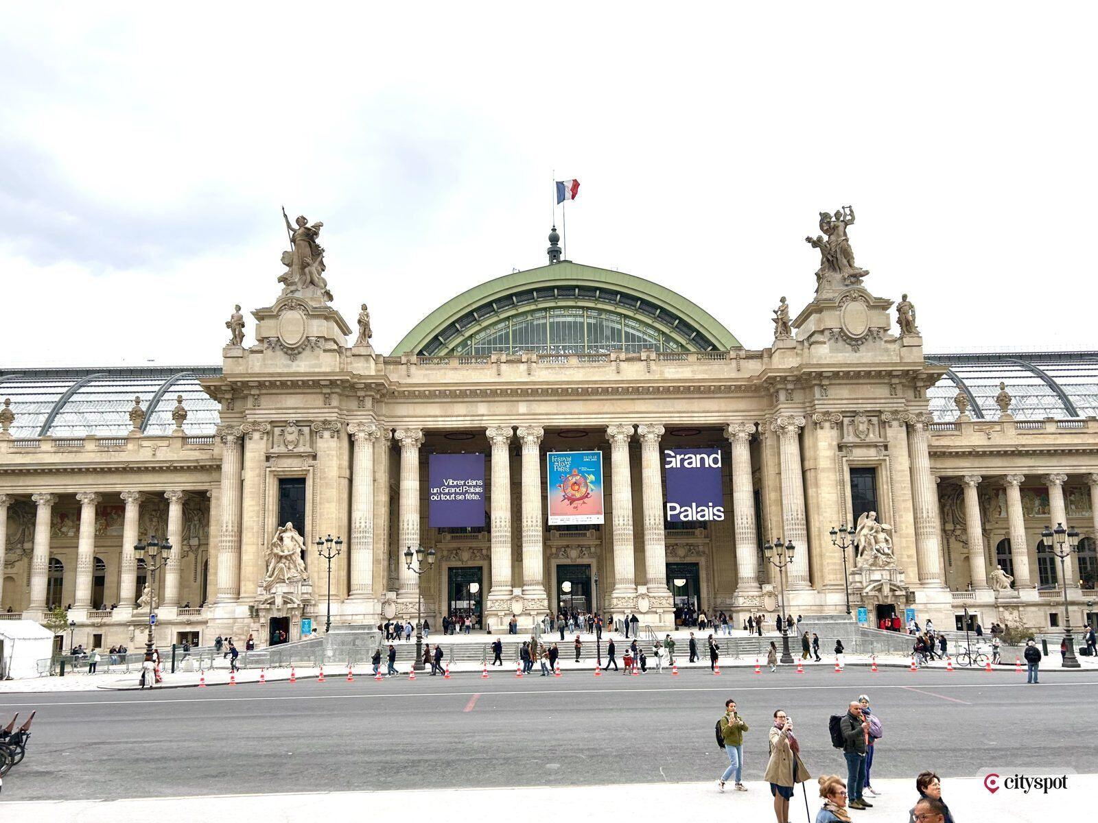 The columned facade of the Grand Palais in Paris, host of the Art Basel Paris 2026 art fair