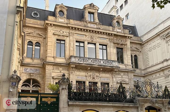Hôtel de la Païva — 25 avenue des Champs-Élysées