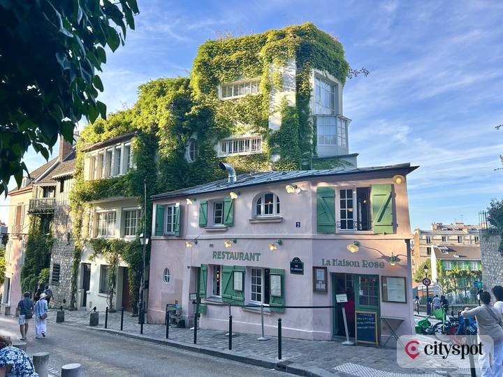 La Maison Rose — rue de l'Abreuvoir, Montmartre